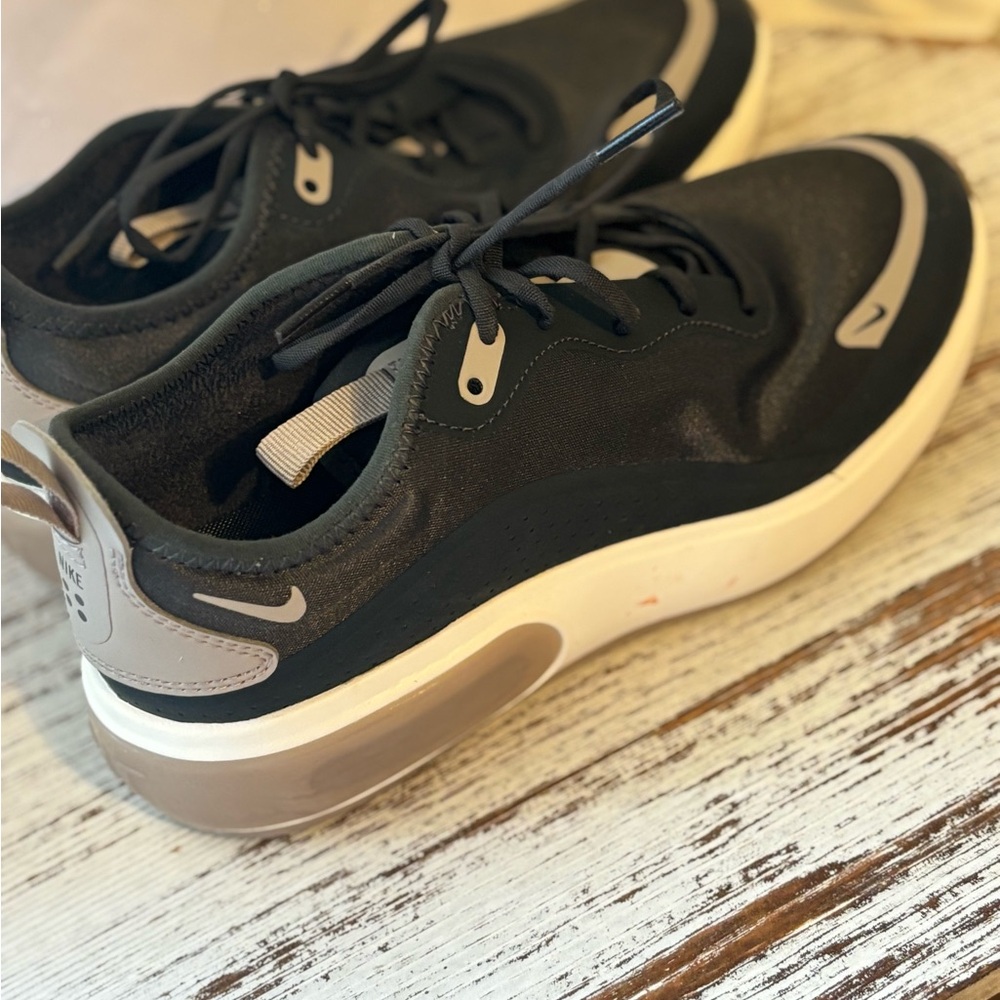 Nike Black and Tan Athletic Shoes